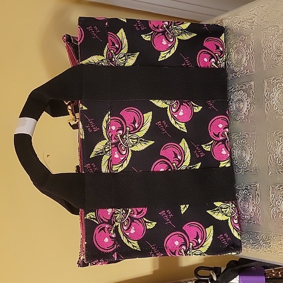 BETSEY JOHNSON FLORAL CANVAS TOTE - Picture 4 of 16